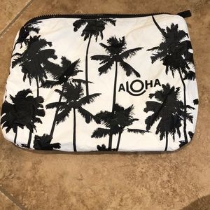 Aloha waterproof zip bag